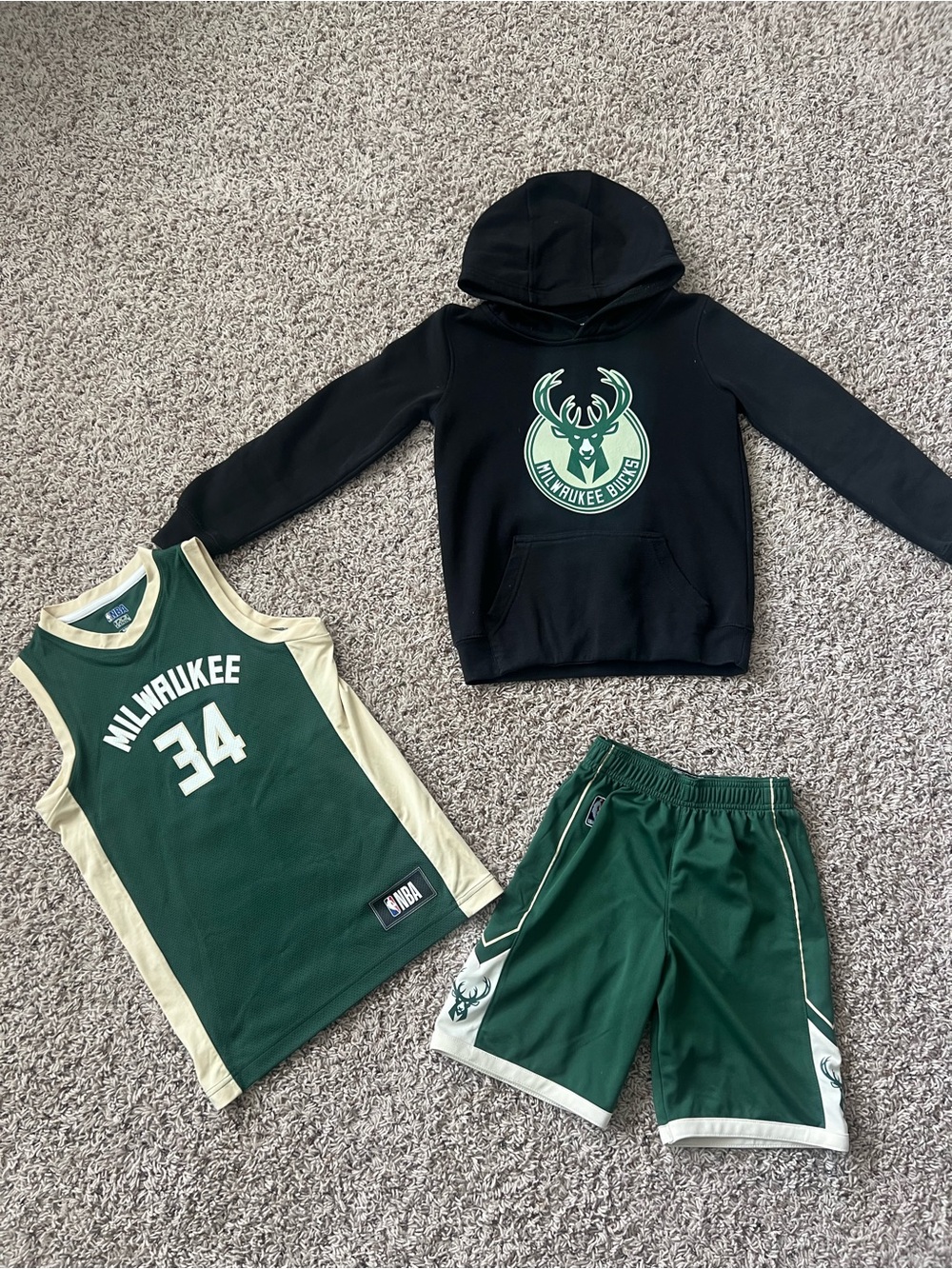 NBA Kids Green & Cream Milwaukee Bucks Jersey, Shorts and Black Hoodie Set